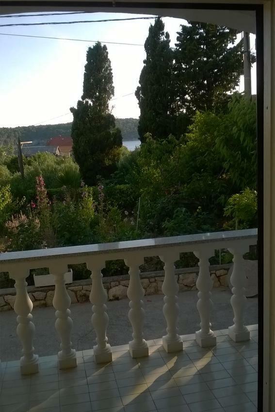 Apartments By The Sea Barbat, Rab - 17620 Barbat na Rabu Dış mekan fotoğraf